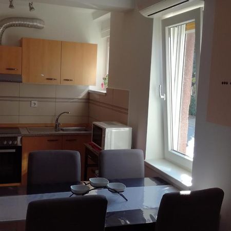 איזולה Apartma Ema מראה חיצוני תמונה